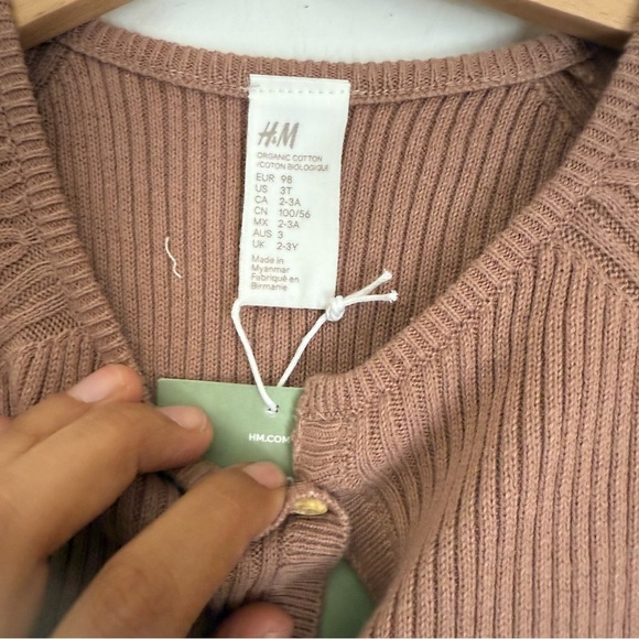 H&M neutral sweater romper - Picture 4 of 7